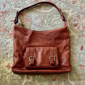 FINAL PRICE - Brown leather Fossil bag 🌺